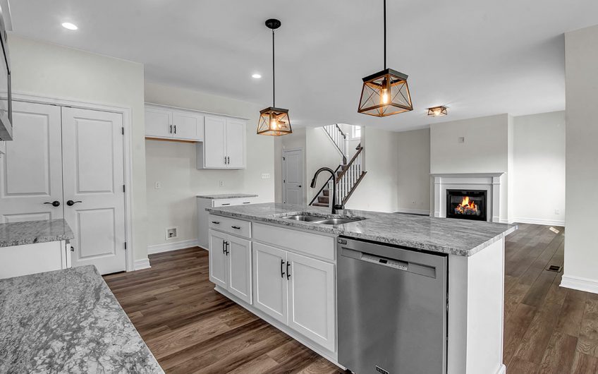 30 Eagleview Drive