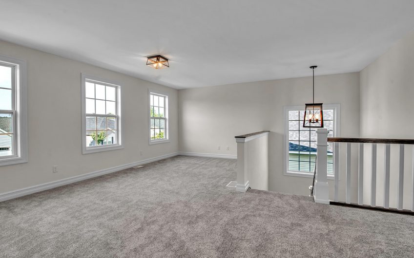 30 Eagleview Drive