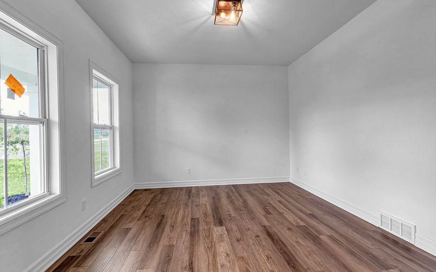 556 Pavement Road – Lancaster, NY